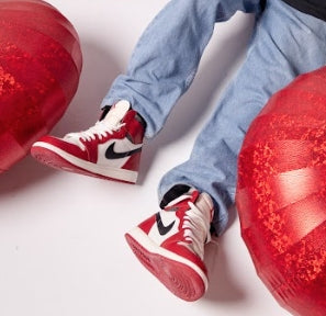 Nike Jordan 1 Retro High OG Chicago Lost and Found (M)