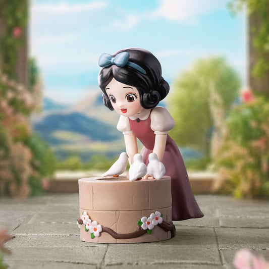 Disney Snow White Classic Series Figures
