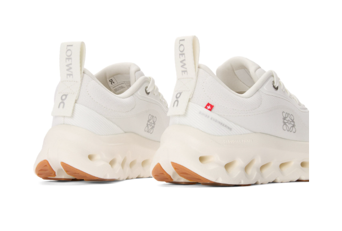 Loewe Cloudtilt 2.0 All White (M)