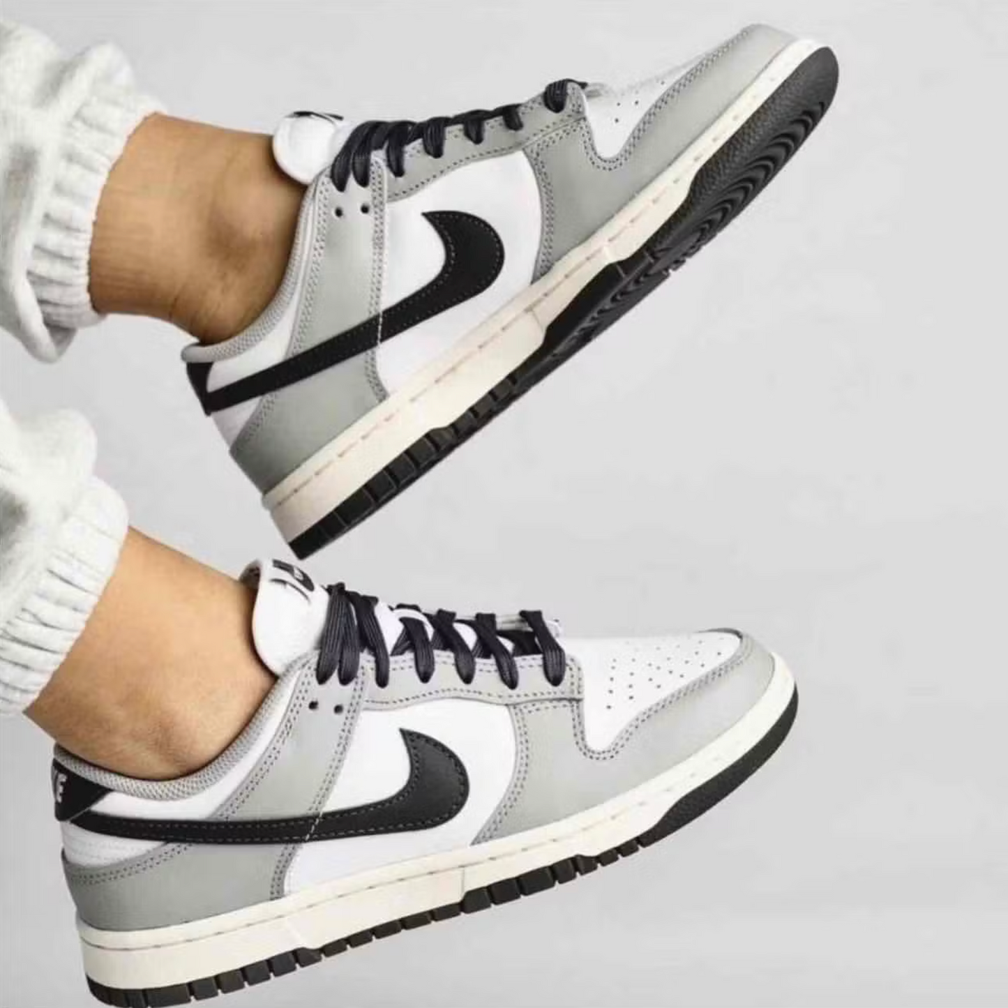Nike Dunk Low Light Smoke Grey (W)
