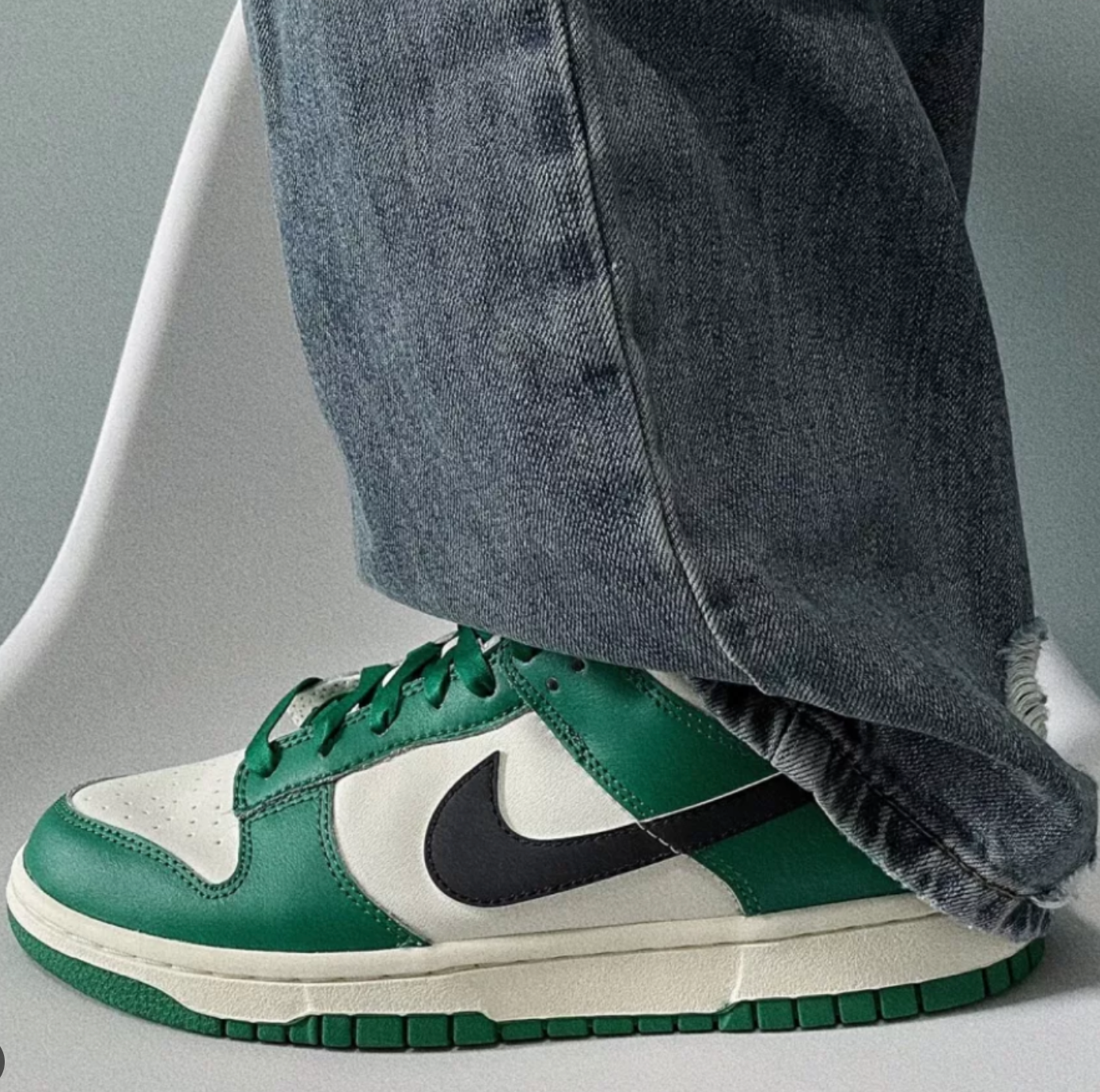 Nike Dunk Low Lottery Green (M)
