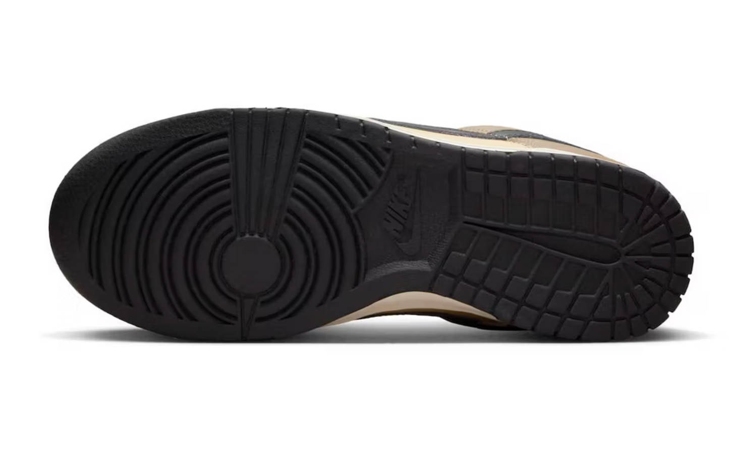 Nike Dunk Low Dark Driftwood (W)