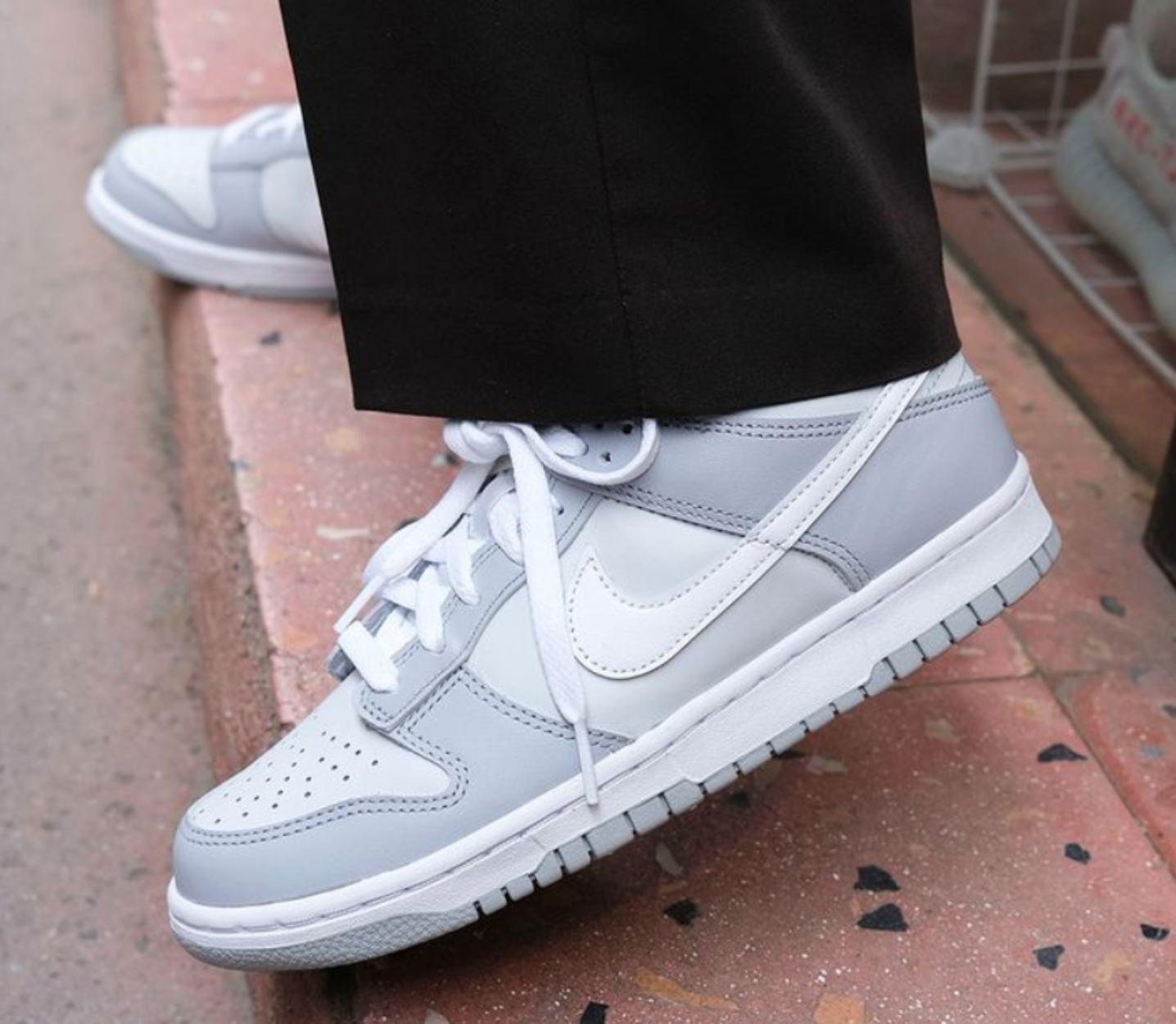 Nike Dunk Low Two-Toned Grey (GS)