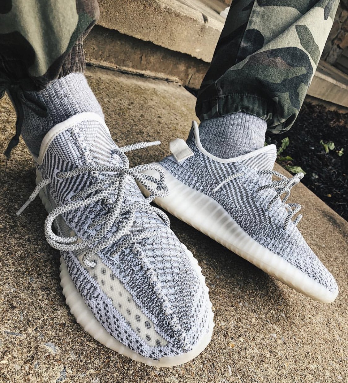 Adidas Yeezy Boost 350 V2 Static (Non-Reflective) (M)