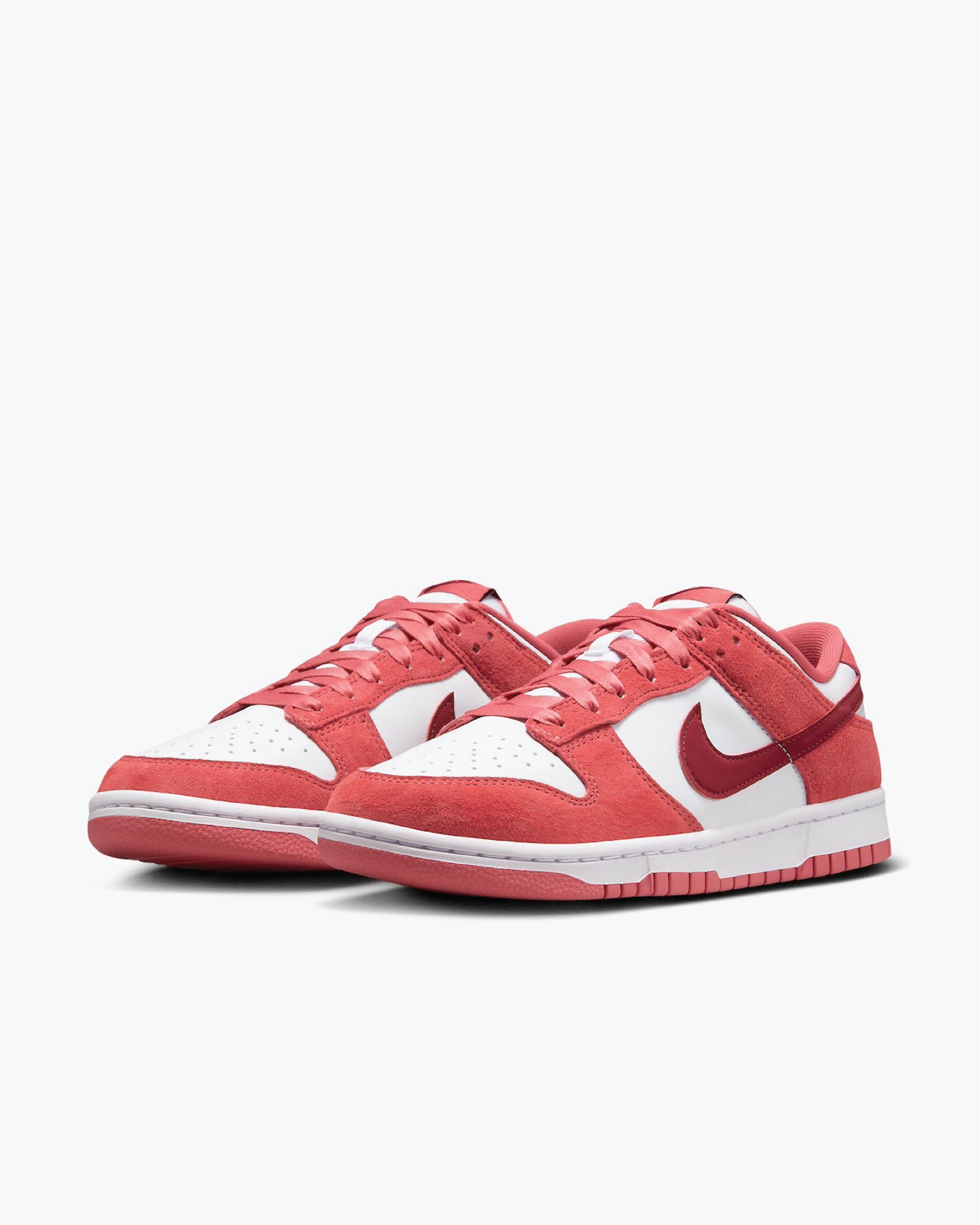 Nike Dunk Low Valentine's Day (2024)(W)