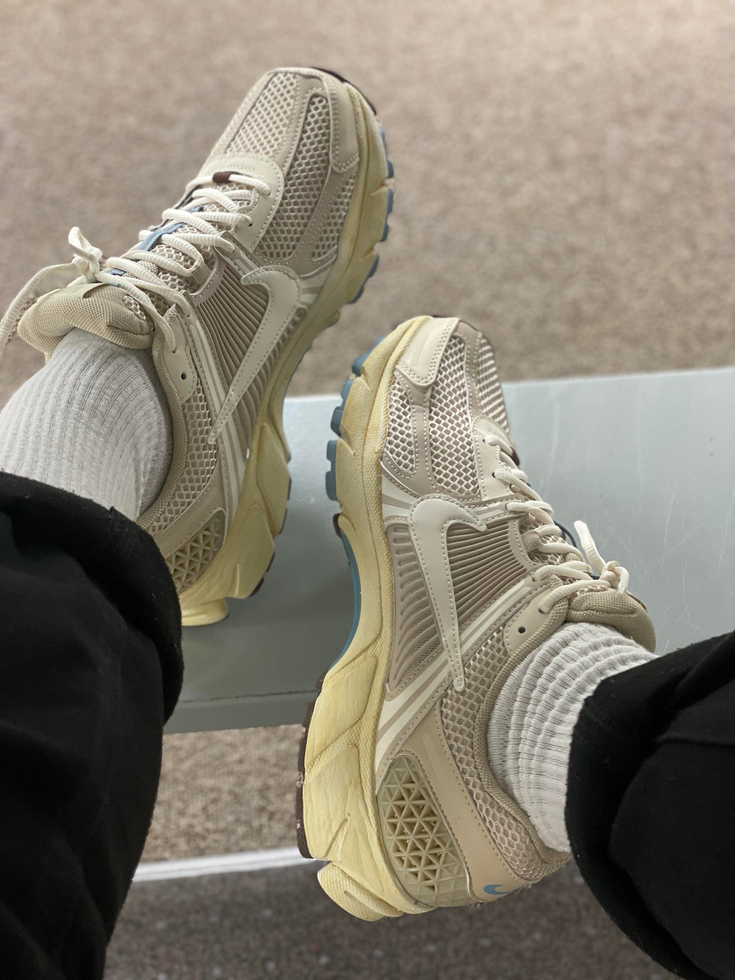 Nike Zoom Vomero 5 Oatmeal (W)