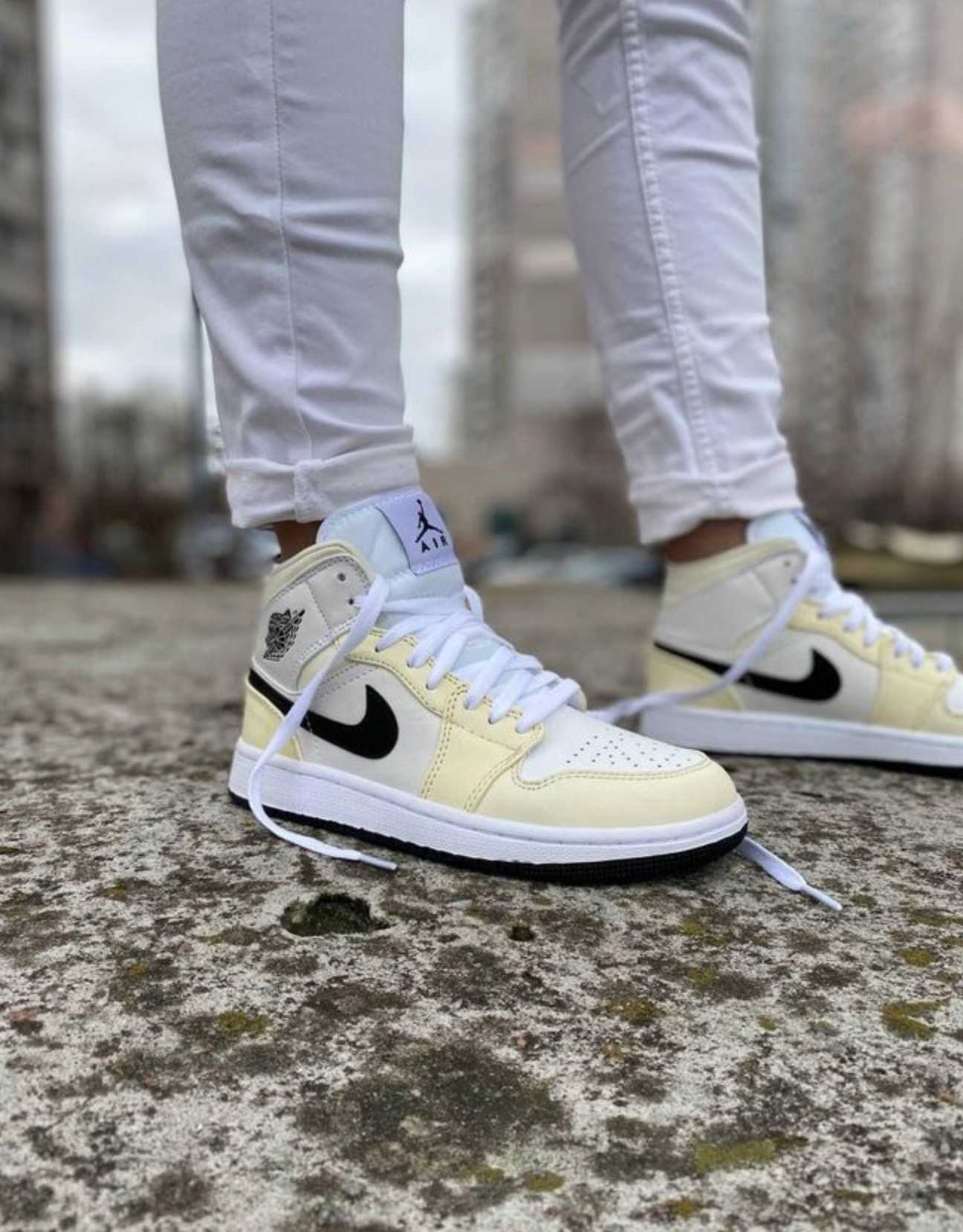 Nike Jordan 1 Mid WMNS Coconut Milk (W)