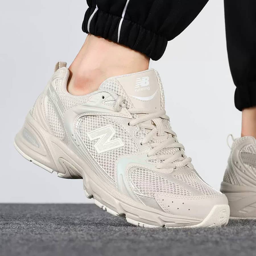 New Balance 530 Beige AA1 (M)