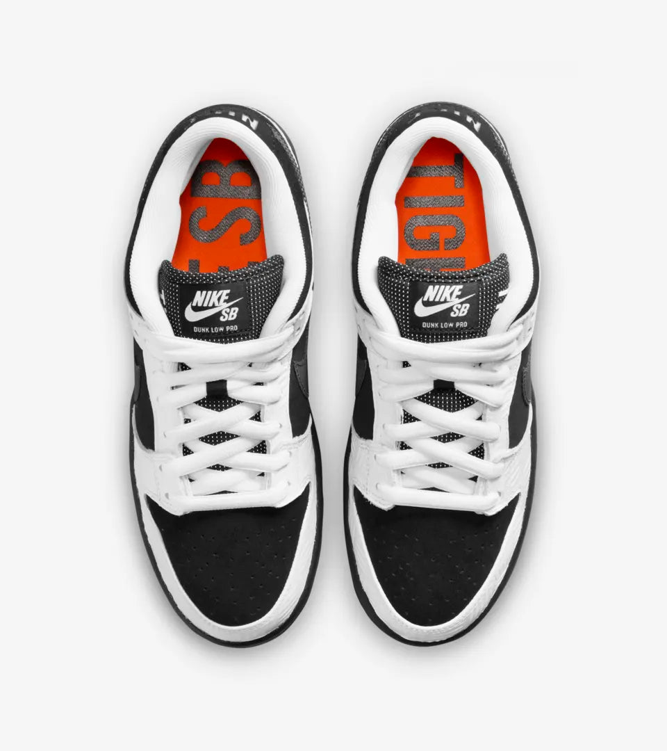 Nike SB Dunk Low TIGHTBOOTH (W)