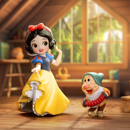 Disney Snow White Classic Series Figures