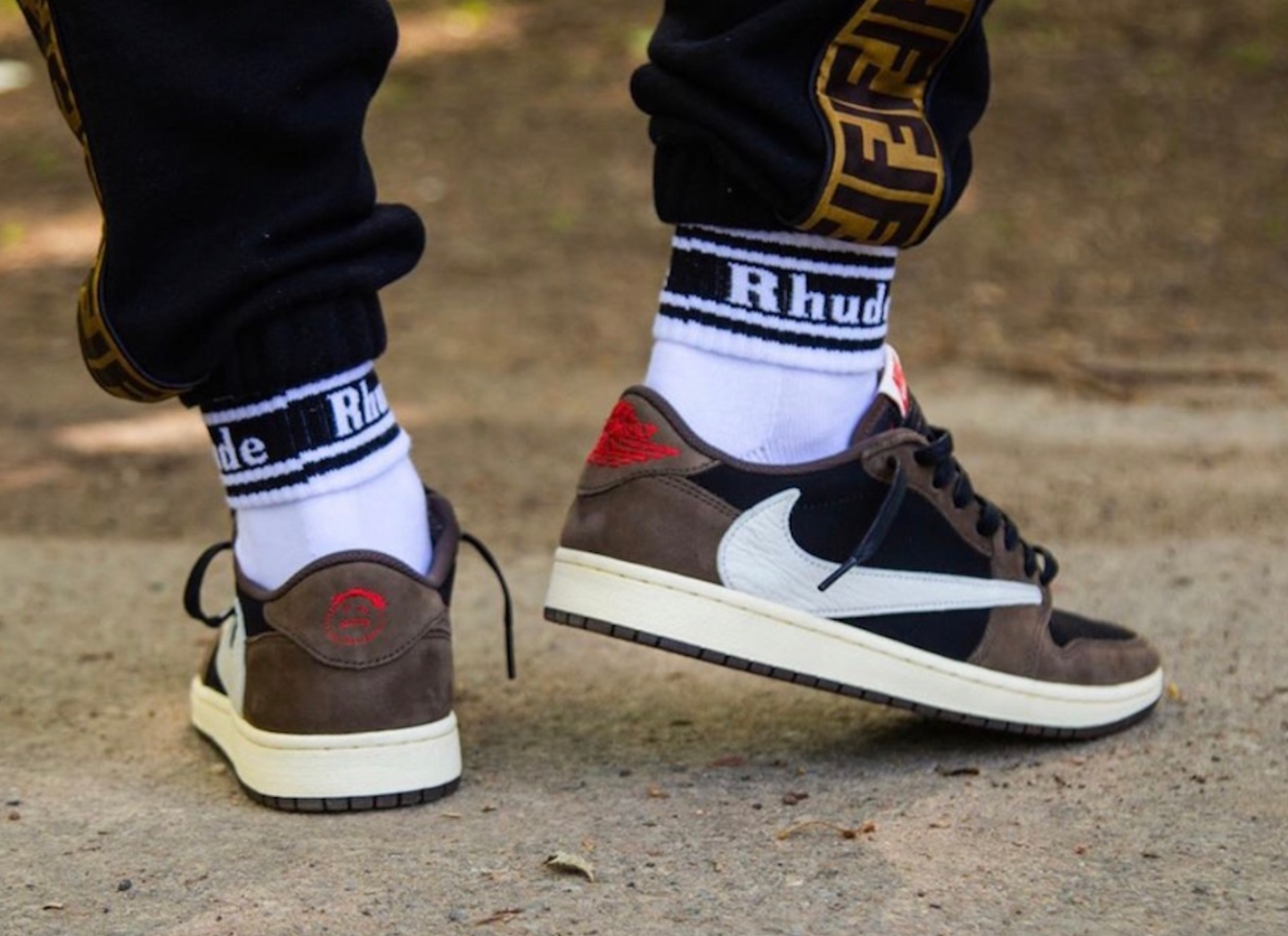 Nike Jordan 1 Retro Low OG SP Travis Scott Mocha  (M)