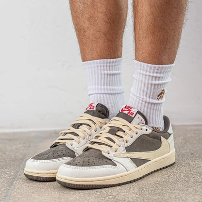 Nike Jordan 1 Retro Low OG SP Travis Scott Reverse Mocha (M)