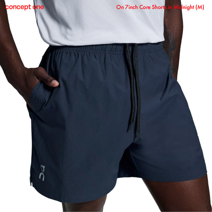 On 7inch Core Shorts in Midnight (M)
