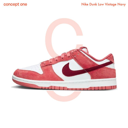 Nike Dunk Low Valentine's Day (2024)(W)