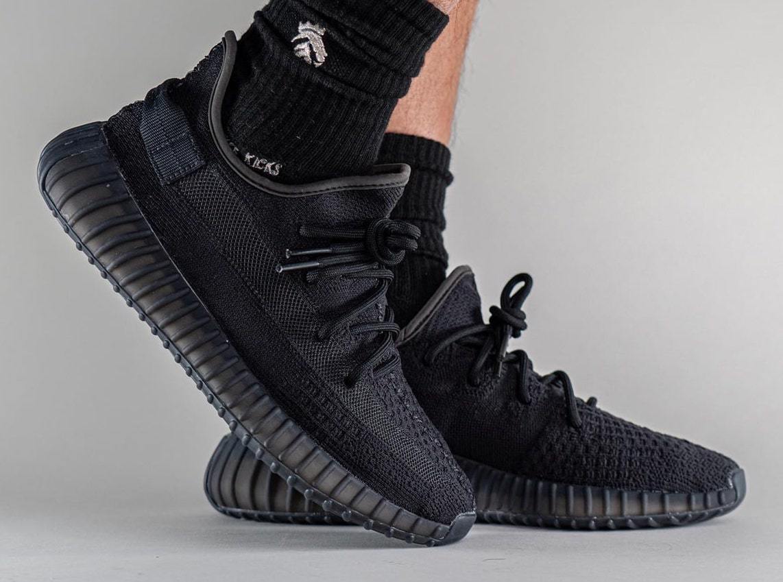 Adidas Yeezy Boost 350 V2 ONYX (M)