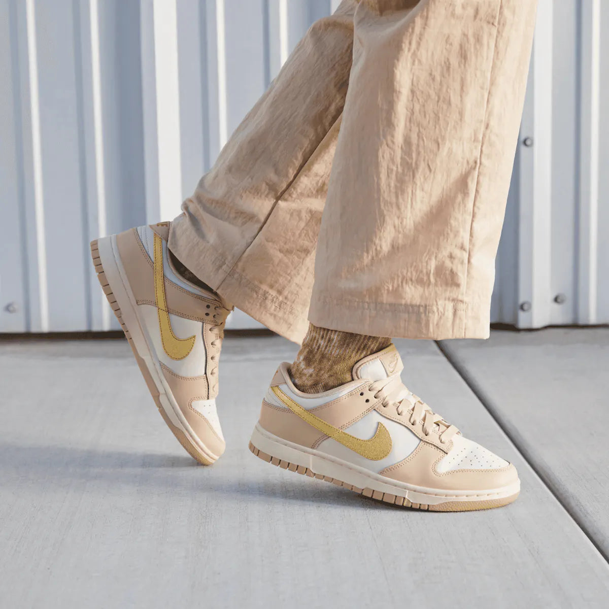 Nike Dunk Low Phantom Metallic Gold (W)