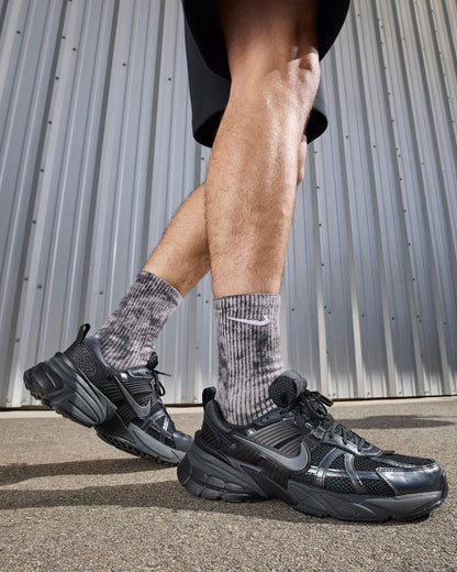 Nike V2K Run Black Dark Smoke Grey (M)
